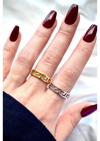 Premium Seri Font Tasarım Cilalı Ayarlanabilir Kadın Yüzük Gold fırsatları