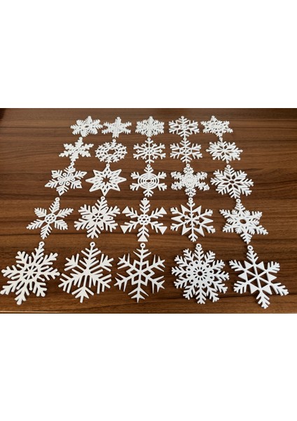 Yılbaşı Ağaç Süsü 10’lu Set – Karışık Şekilli Dekoratif Asmalık Süsler fırsatları