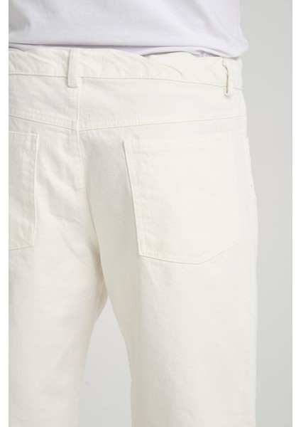 R-4387 Fermuarlı Yıkamalı Kot Şort