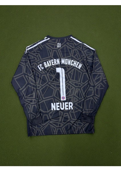 Bayern München Neuer Uzun Kollu Kaleci Forması
