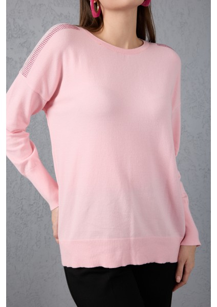 Kadın Pudra Omuzları Taş Detaylı Geniş Manşetli Bisiklet Yaka Triko Bluz indirimleri