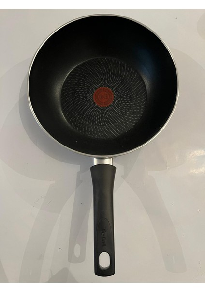 Titanyum Indüksiyon Tabanlı 26 cm Wok Tava