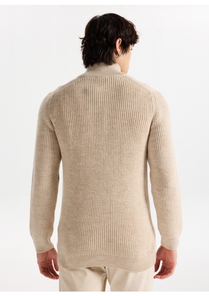 Fermuarlı Yaka Normal Örgü Desenli Bej Erkek Kazak M5WM-KZK1540