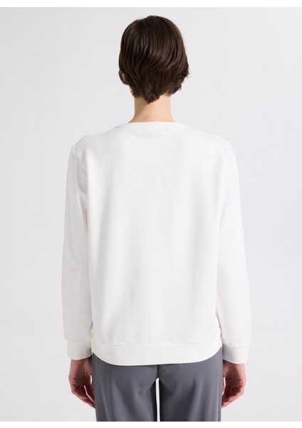 D5WL-SWT3613 Beyaz Bisiklet Yaka Relaxed Baskılı Kadın Sweatshırt indirimleri