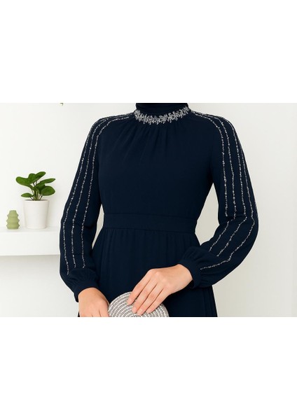 Kolları Işlemeli Tesettür Abiye fiyatları