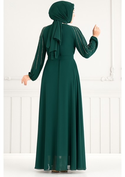 Kolları Işlemeli Tesettür Abiye modelleri