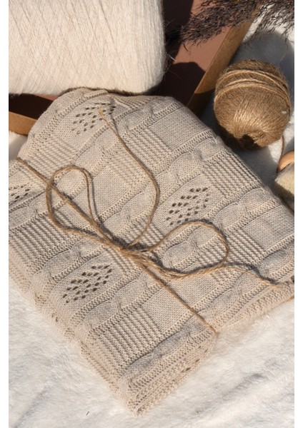 Triko Zarif Yaprak Desenli Mevsimlik Kutulu Bebek Battaniyesi fırsatları