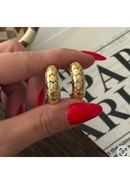 Pattern On Ear Küpe fırsatları