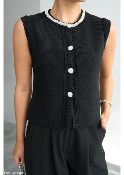 Kadın Bisiklet Yaka Taş Işleme Detaylı Pamuklu Yelek modelleri