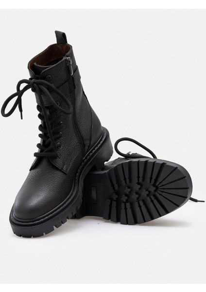 Siyah Fermuarlı Bağcıklı Tokalı Hakiki Deri Kadın Bot modelleri