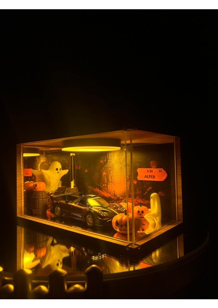 Diecast Garaj Seti 1:18 Temalı Dekoratif Araba ve Garaj Seti | Işıklı Vitrin Kutulu | Değişebilir Model Araba | Masaüstü Hediyelik fiyatları