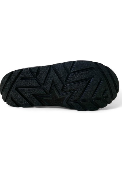 2096 Siyah Çocuk Bot indirimleri