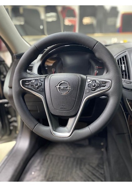 Opel Insignia 2014 - 2018 Araca Özel Direksiyon Kılıfı Açıklamımızı Okuyunuz!