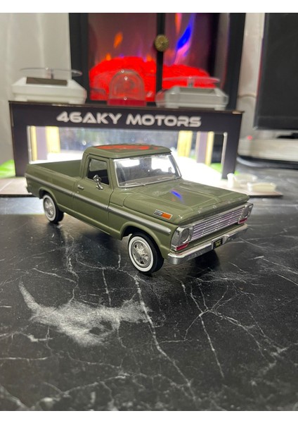 4'lü Metal Mercedes Modeli