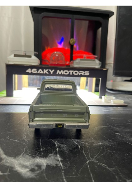 4'lü Metal Mercedes Modeli fırsatları