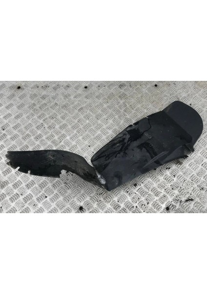 Renault Laguna 1994-2002 Çamurluk Davlumbazı Arka Sağ Oem No (7700422084)