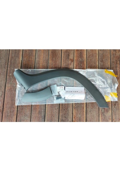 Renault Duster 2010- Arka Çamurluk Dodik Plastiği Sol Oem No (788A33613R)