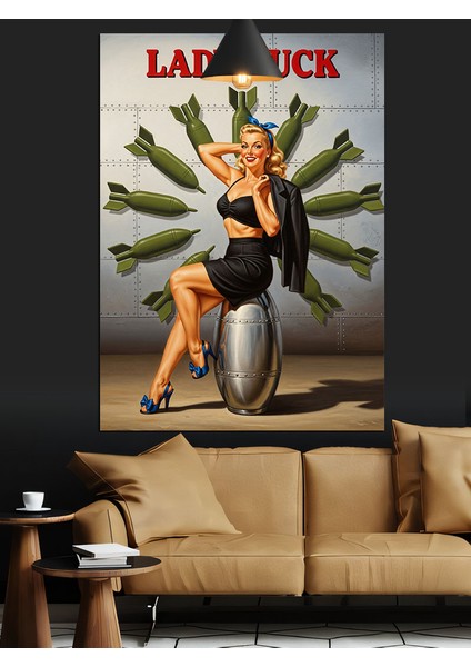 Şanslı Leydi Savaş Teması ve Kadın Retro Dekoratif Kanvas - Mdf Ahşap Tablo fiyatları