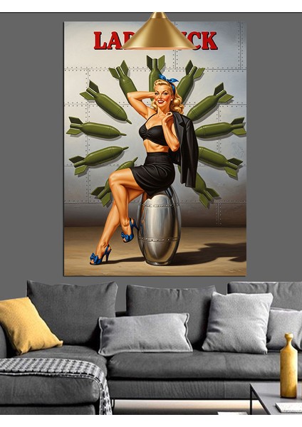 Şanslı Leydi Savaş Teması ve Kadın Retro Dekoratif Kanvas - Mdf Ahşap Tablo modelleri
