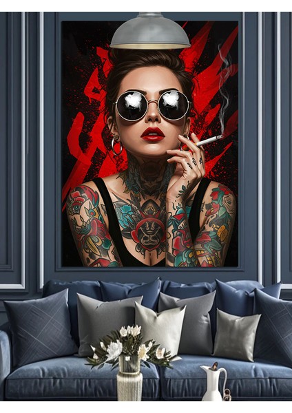 Dövmeli Sigara Içen Kadın Dekoratif Kanvas - Mdf Ahşap Tablo