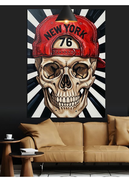 Siyah Beyaz Çizgili Fonda Kırmızı New York Şapkalı Kuru Kafa Dekoratif Kanvas - Mdf Ahşap Tablo indirimleri