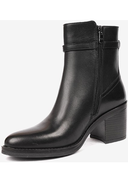 Kadın Siyah Hakiki Deri Topuklu Bot 4K2DB34061