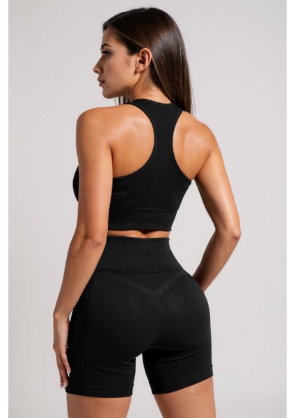 Kadın Siyah Yüksek Bel Çapraz Sırt Detaylı Şortlu Gecelik Takım – Modern, Konforlu ve Günlük Kombinlere Uygun modelleri