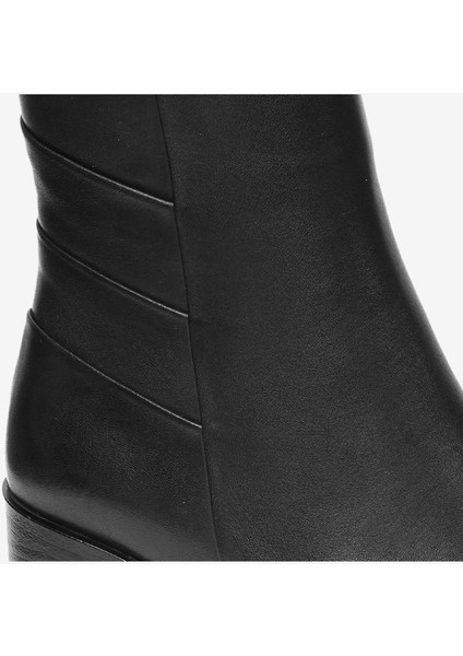 Kadın Siyah Hakiki Deri Topuklu Bot 4K2UB59153