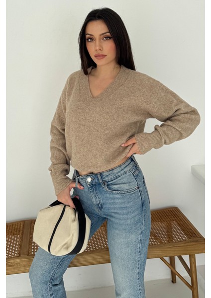Kadın V Yaka Uzun Kollu Triko Kazak – Soft Classic