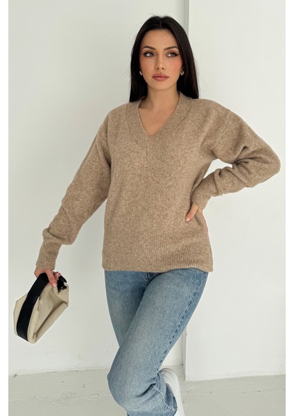 Kadın V Yaka Uzun Kollu Triko Kazak – Soft Classic