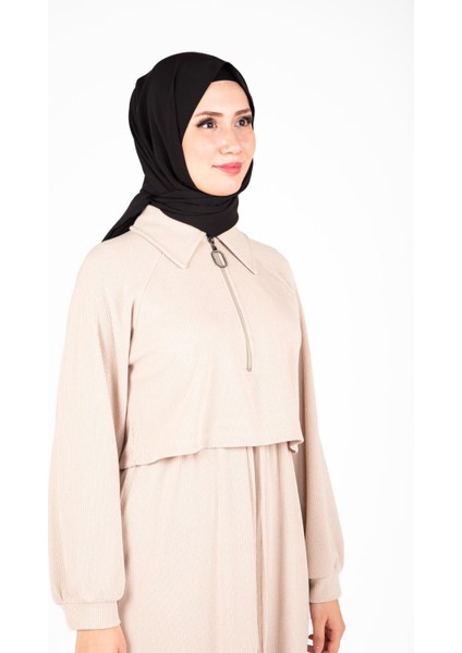 Ön Kısmı Fermuarlı Örme Bej Elbise 9448