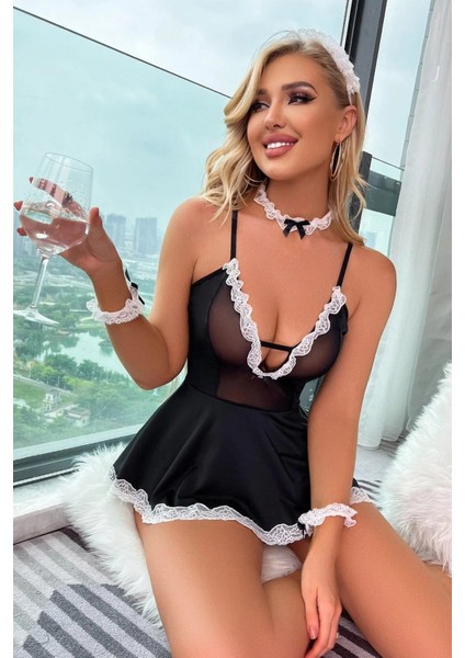 Kadın Siyah Dantel ve Tül Detaylı Tokalı Tanga Külotlu Hizmetçi Kostümü – Modern ve Şık Tasarım fırsatları