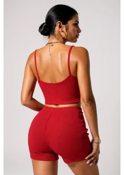 Kadın Kırmızı Şortlu Kaşkorse Gecelik Takım – Modern, Konforlu ve Günlük Kombinlere Uygun modelleri