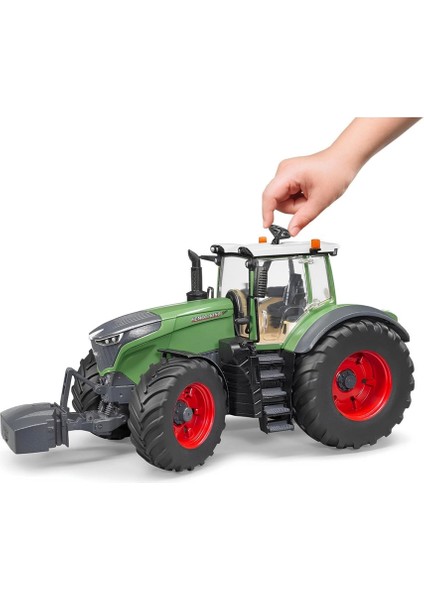 Bruder Fendt 1050 Vario Traktör BR04040 indirimleri