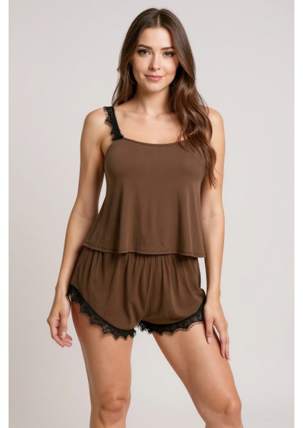 Kadın Kahverengi Dantelli Şortlu Pijama Takımı – Rahat, Şık ve 4 Mevsim Kullanım modelleri