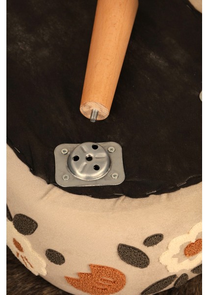 Pufi Dekoratif Rahat ve Konforlu Puf -Nakışlı Punc Işlemeli - Krem Renkli - Doğal Ahşap Bohem Ayaklı - Oval Puf - Çok Amaçlı Kullanım - Modern Bench indirimleri