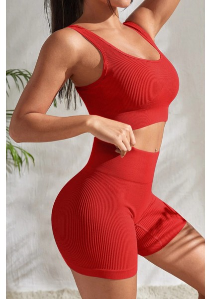 Kadın Kırmızı Kalın Askılı Yüksek Bel Şortlu Gecelik Takımı – Modern, Konforlu ve Günlük Kombinlere Uygun fırsatları