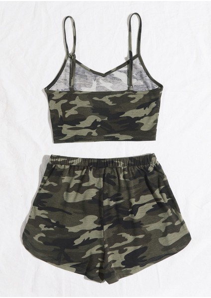 Kadın Kamuflaj Desenli Askılı Crop Top ve Şortlu Gecelik Takım – Modern, Konforlu ve Günlük Kombinlere Uygun fiyatları
