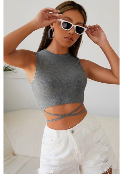 Kadın Gri Çapraz Bağlamalı Crop Top Büstiyer – Modern ve Şık Tasarım indirimleri