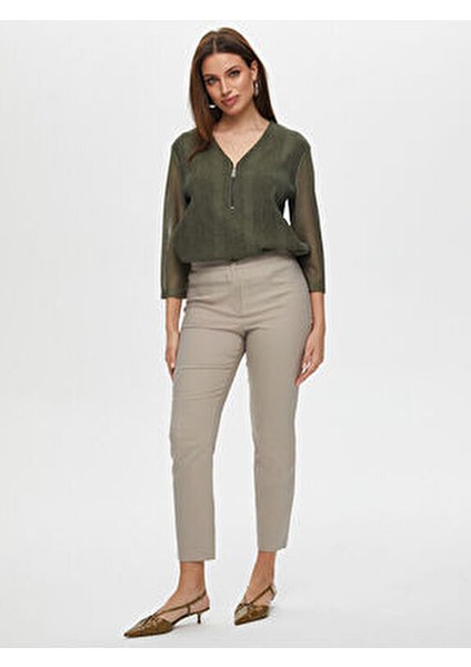 Slim Fit Kadın Pantolon Desenli Taş Renk 00052 Şık ve Rahat Tasarım