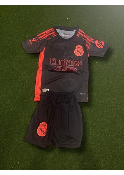 Real Madrid Mbappe 9 Çocuk Forması fiyatları