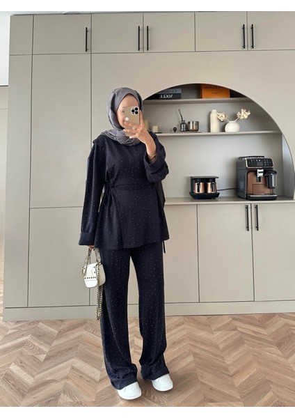 Nora Taşlı Ikilitakım