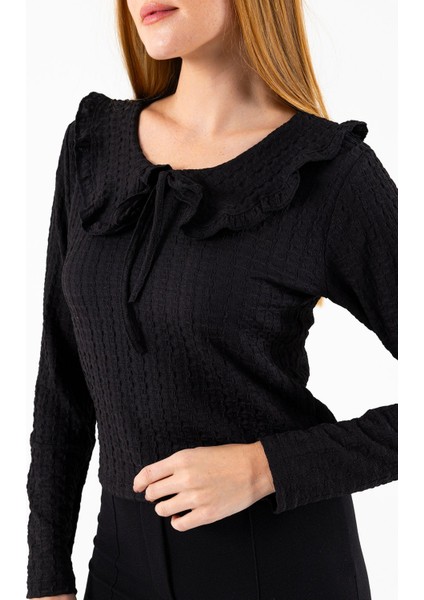 Kadın Yakalı Bağlama Detaylı Dokulu Bluz Siyah - 26116 indirimleri