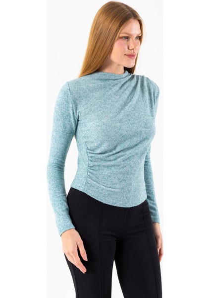 Kadın Dik Yaka Yanı Büzgü Detaylı Bluz Yeşil - 26101 modelleri