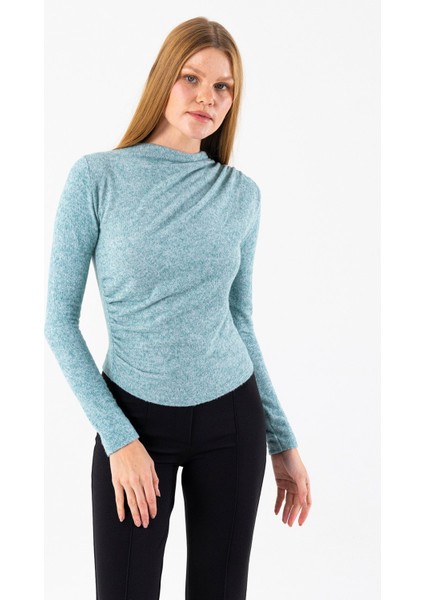 Kadın Dik Yaka Yanı Büzgü Detaylı Bluz Yeşil - 26101 fırsatları