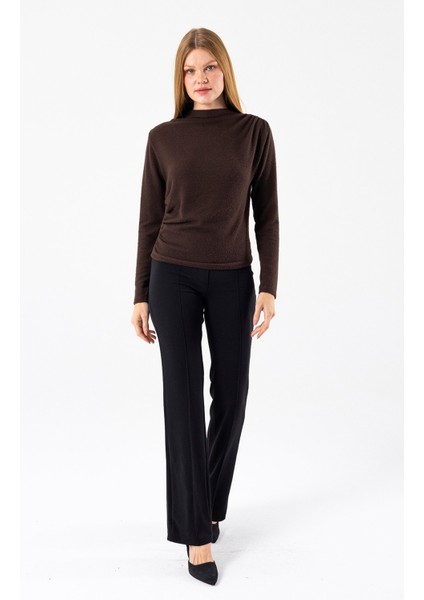 Kadın Dik Yaka Yanı Büzgü Detaylı Bluz Kahverengi - 26101