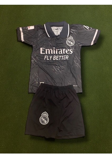 Real Madrid Polo Yaka Mbappe Çocuk Forması fiyatları