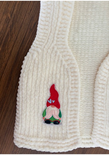 Yılbaşı Temalı El Örgüsü Kadife Bebek Yelek modelleri