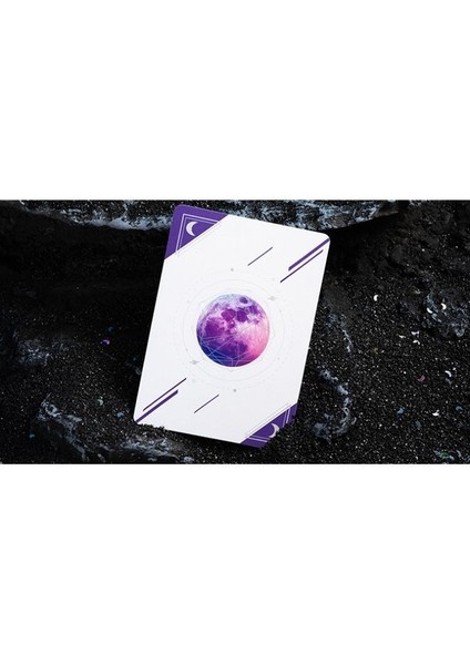 The Moon (Purple Edition) Premium Oyun Kağıdı Iskambil Kartları Destesi modelleri