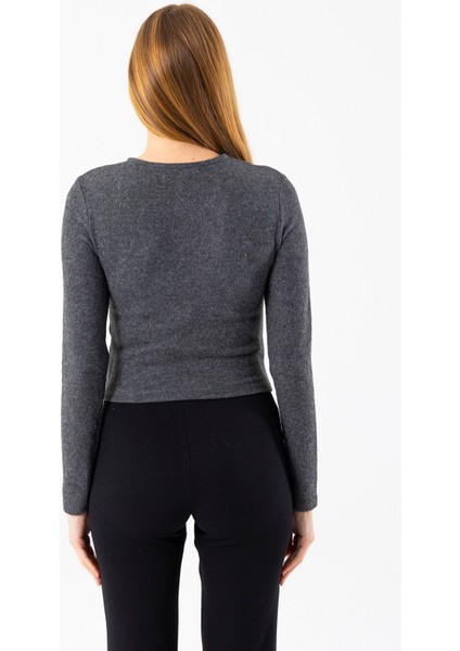 Kadın Bisiklet Yaka Pullu Düğme Detaylı Bluz Siyah - 2630